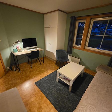 Rom I Bofellesskap Apartment Sogndal Bagian luar foto